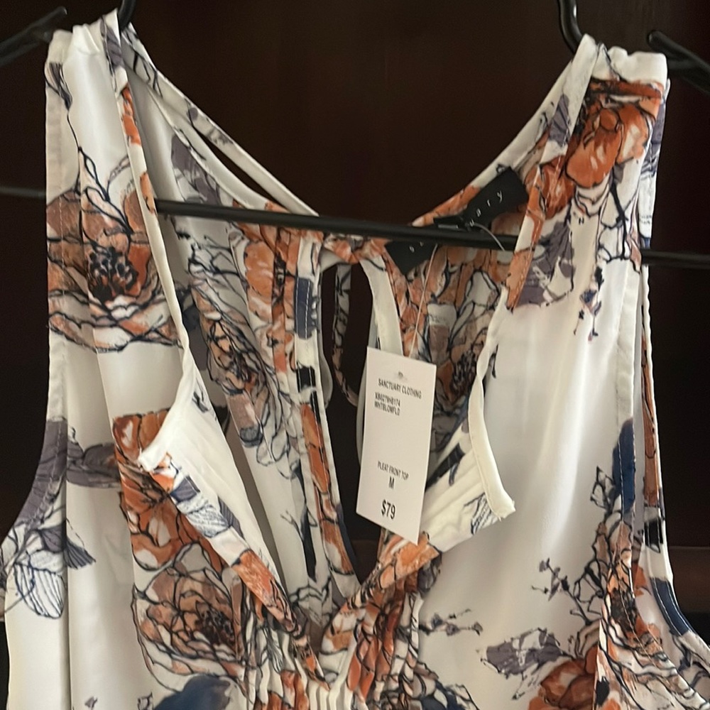 Women’s Sanctuary sleeveless blouse
